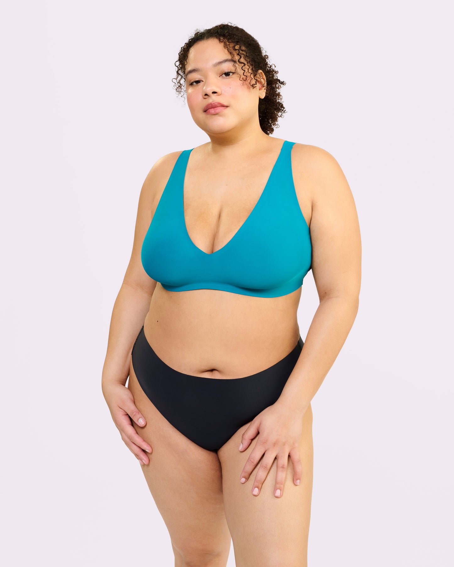 Invisible High Rise Thong | Seamless Universal (Eightball)