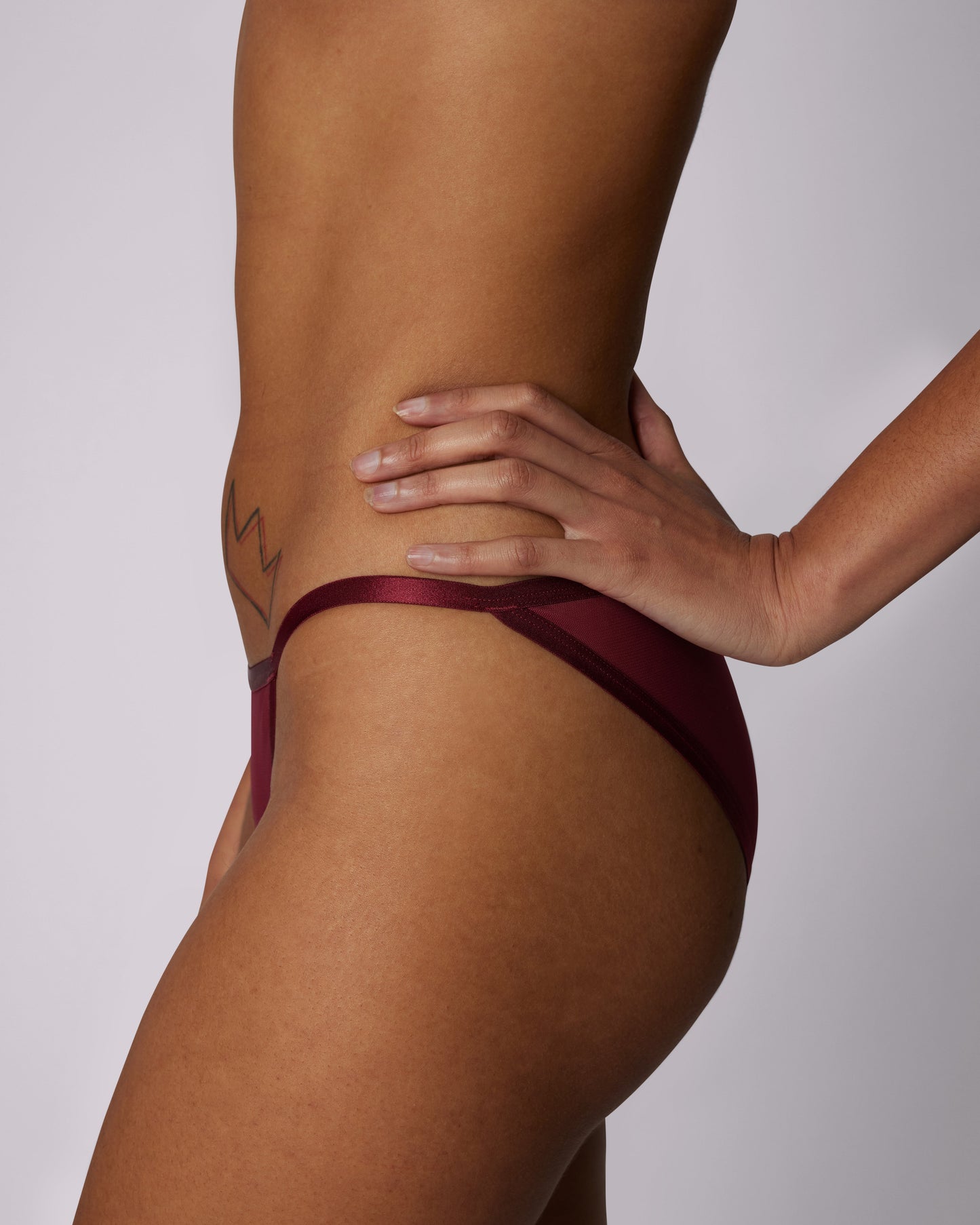 String Cheeky | Silky Mesh (Lambrusco)