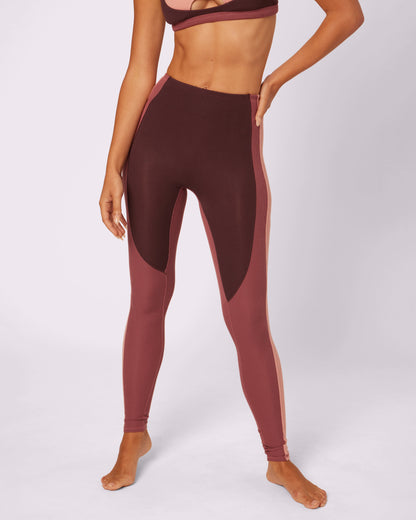 Essential Lush Leggings | Lush Rib (Pretzel)