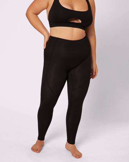 Essential Lush Leggings | Lush Rib (Eightball)
