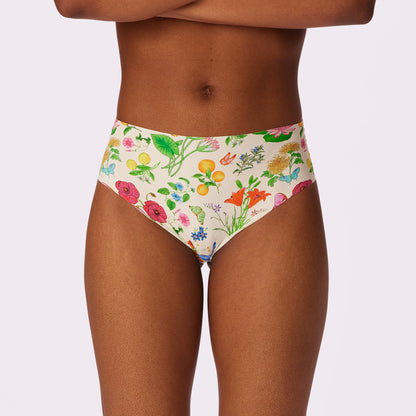 Invisible Sculpt High Rise Brief | Seamless Universal (Eightball)