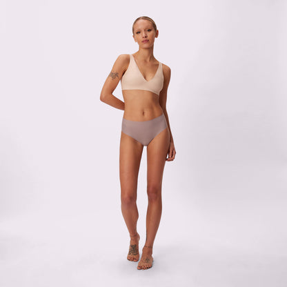 Invisible Sculpt High Rise Brief | Seamless Universal (Eightball)