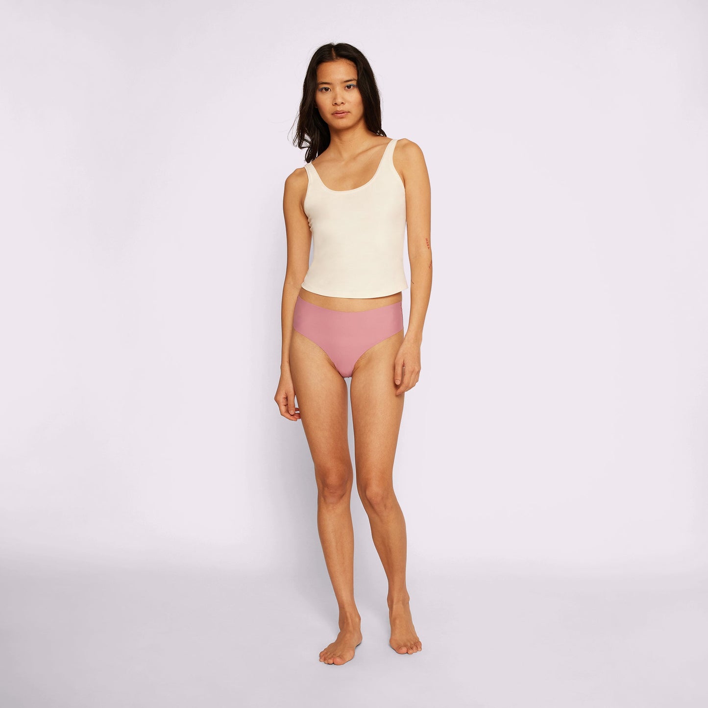 Invisible High Rise Thong | Seamless Universal (Eightball)