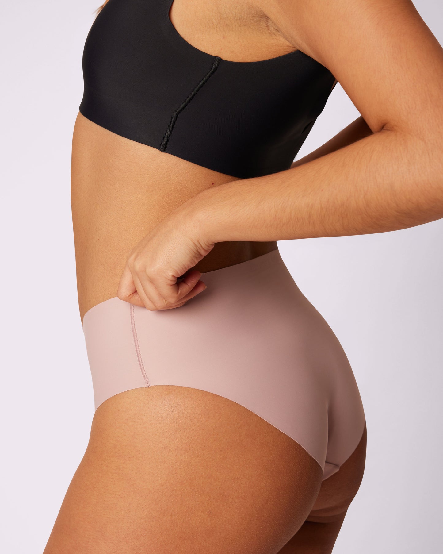 Invisible Sculpt High Rise Brief | Seamless Universal (Eightball)