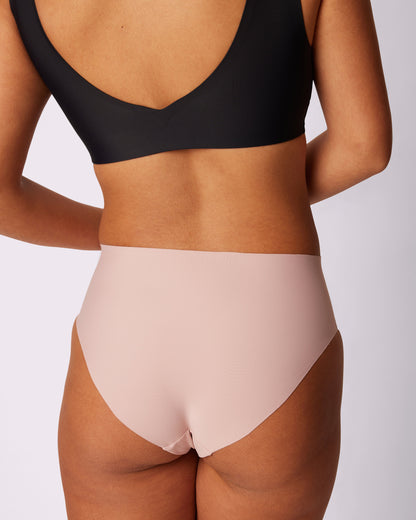Invisible Sculpt High Rise Brief | Seamless Universal (Eightball)