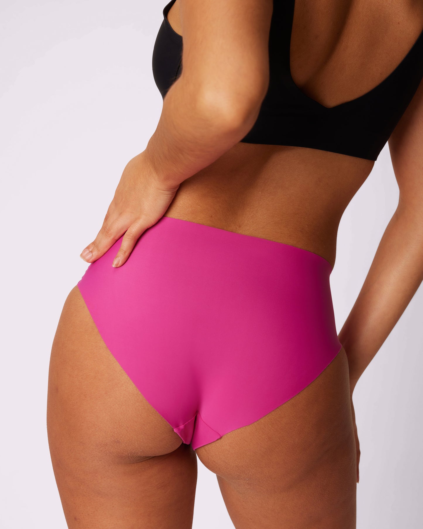 Invisible Sculpt High Rise Brief | Seamless Universal (Eightball)