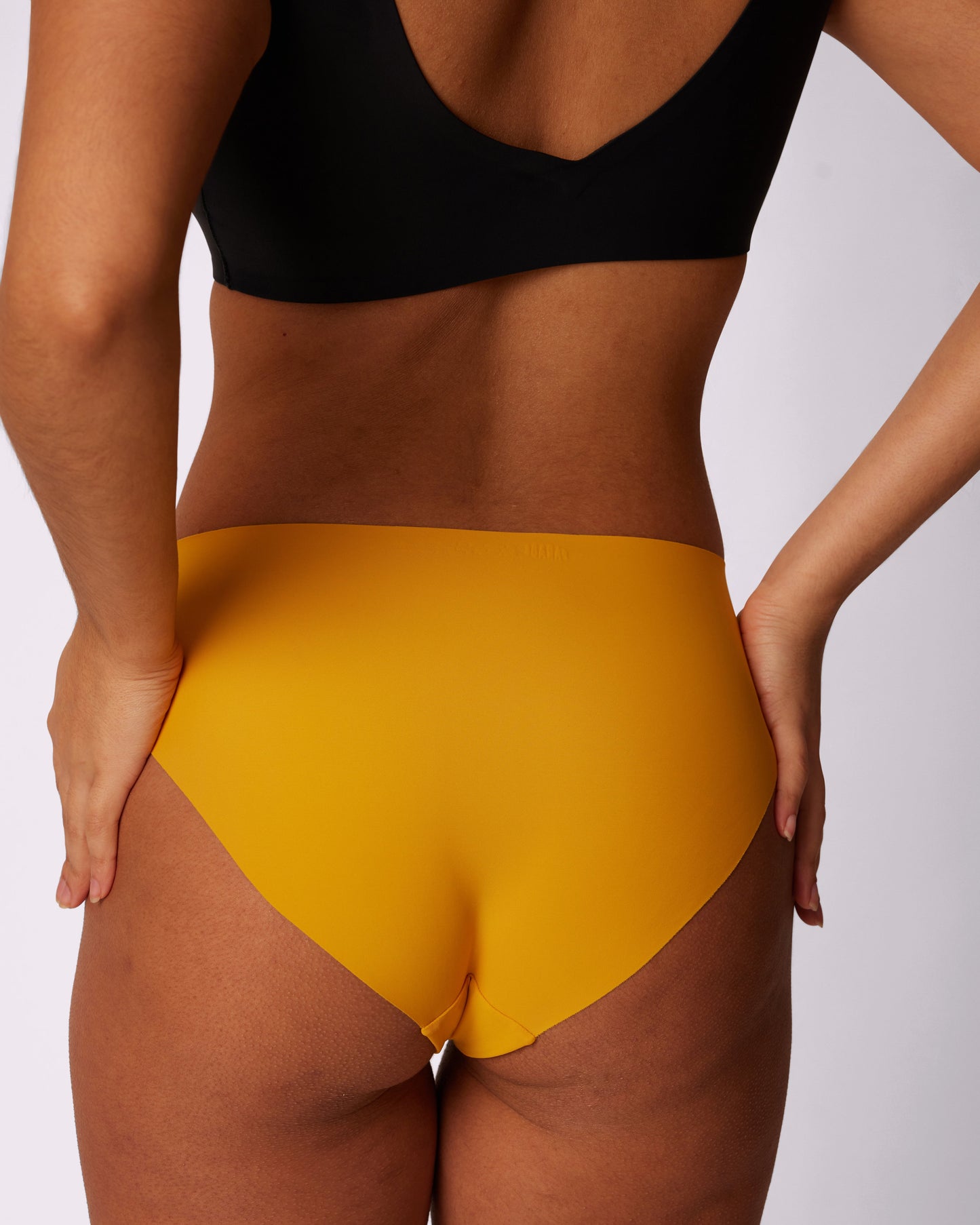 Invisible Sculpt High Rise Brief | Seamless Universal (Eightball)