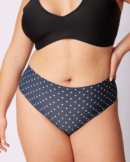 Invisible Sculpt High Rise Brief | Seamless Universal (Eightball)