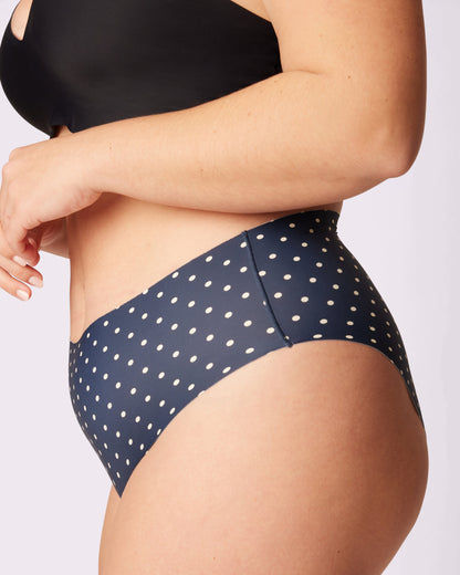 Invisible Sculpt High Rise Brief | Seamless Universal (Eightball)