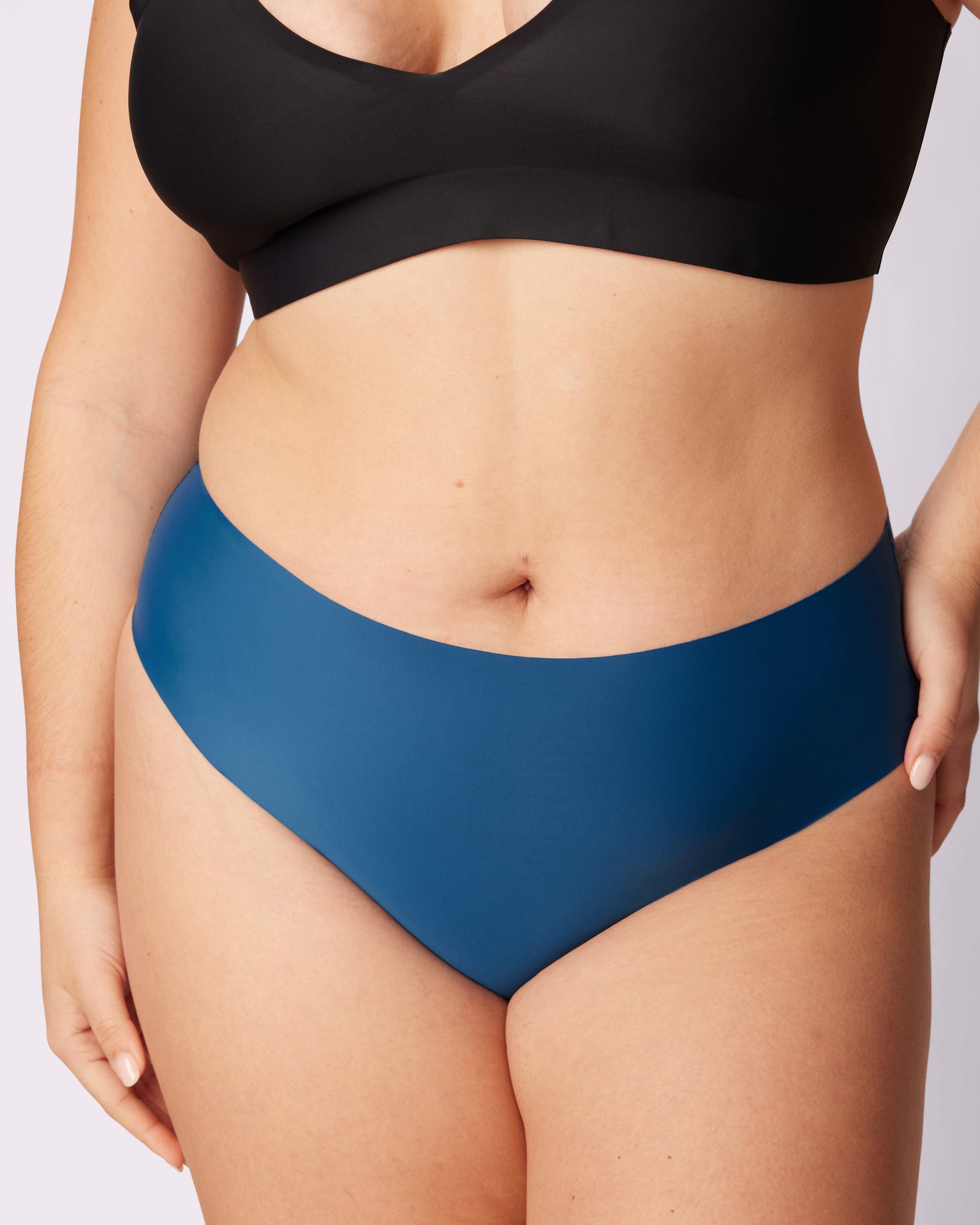 Invisible Sculpt High Rise Brief | Seamless Universal (Eightball)