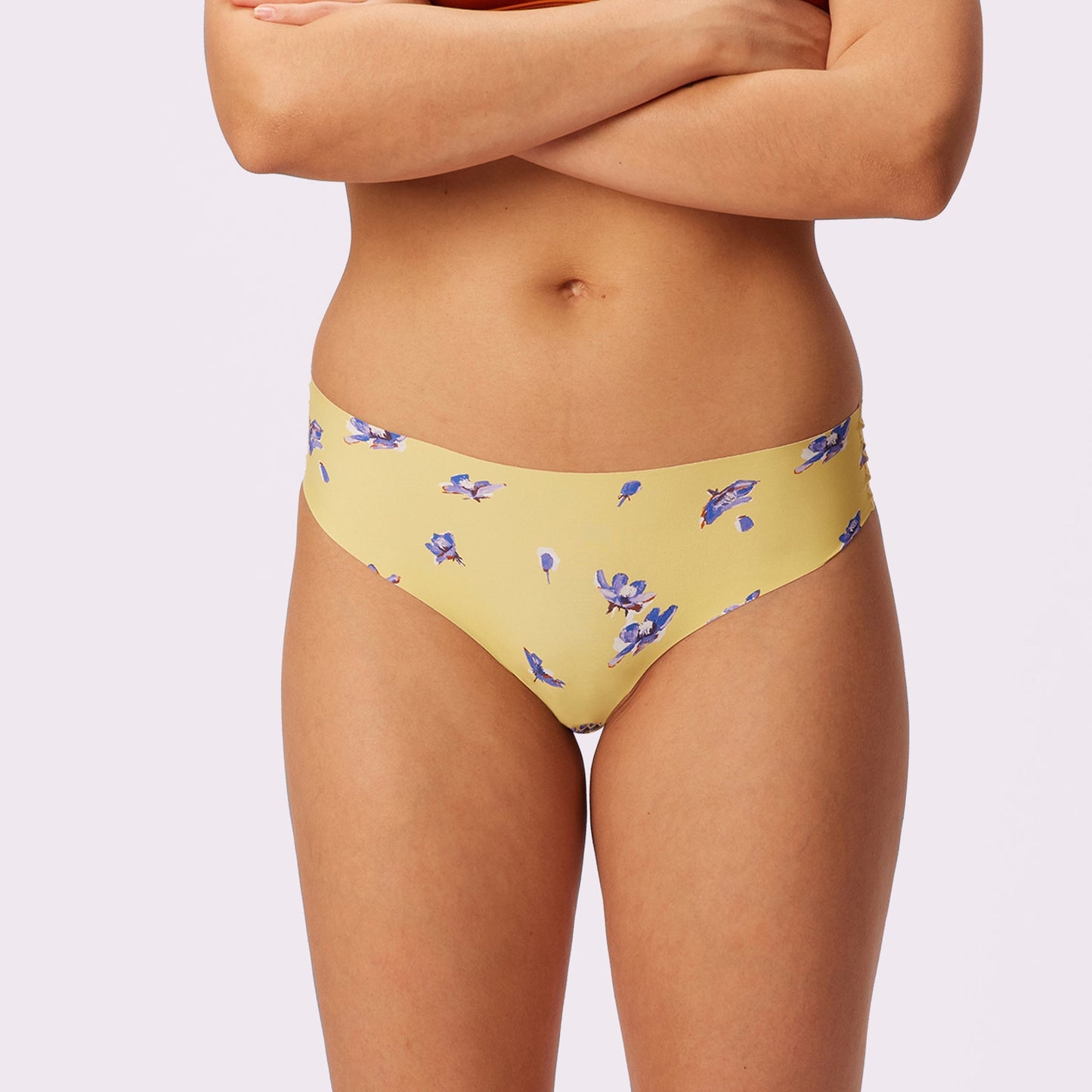 Invisible High Rise Thong | Seamless Universal (Eightball)