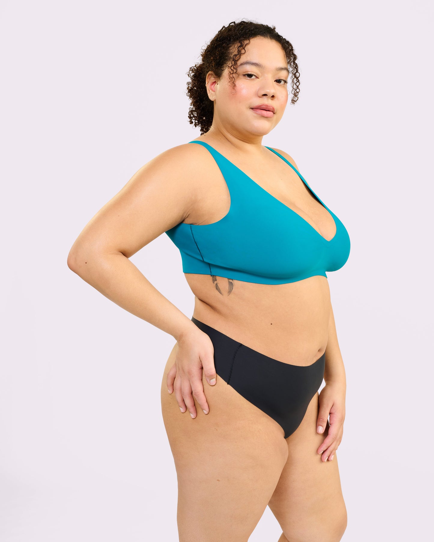 Invisible High Rise Thong | Seamless Universal (Eightball)