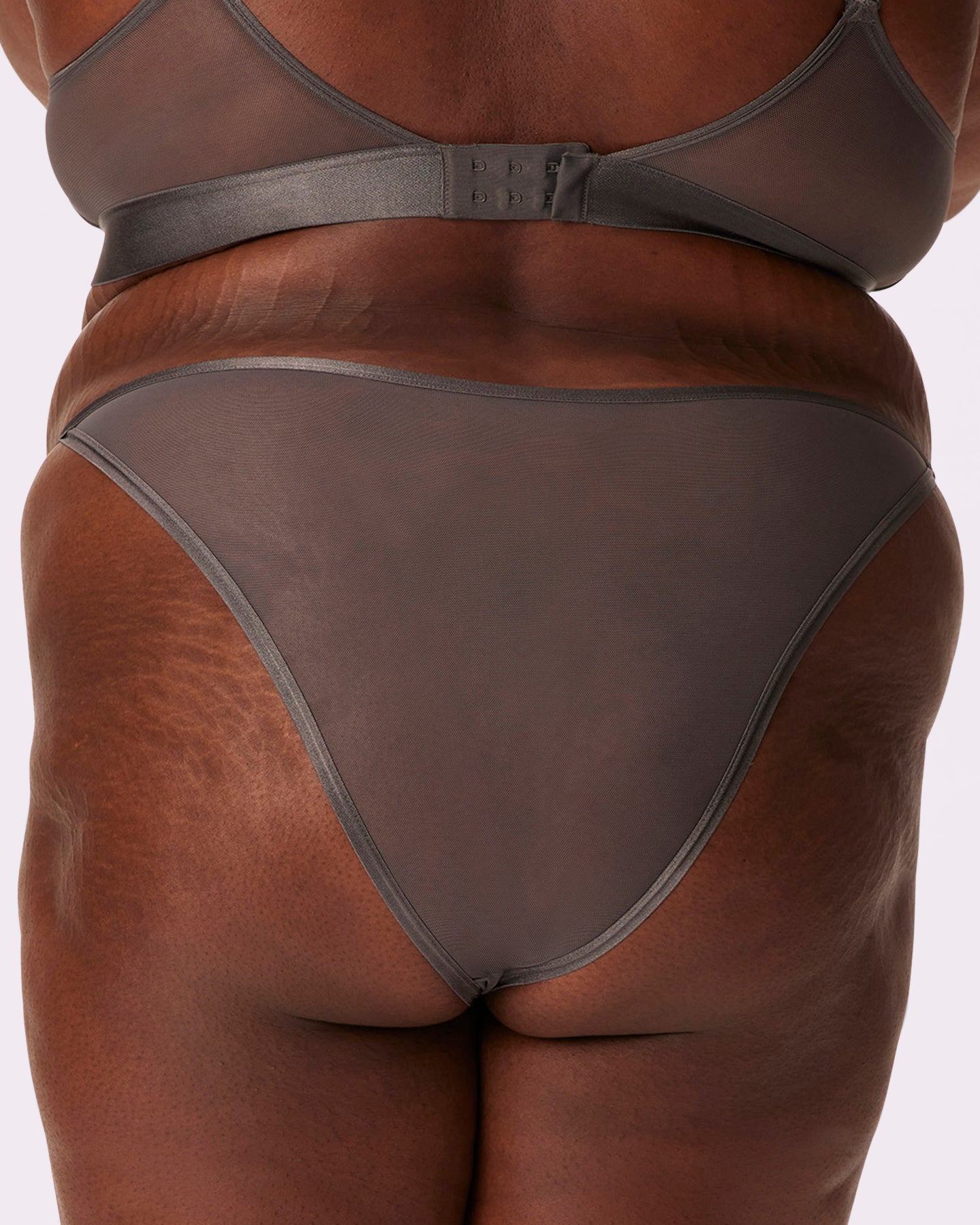 String Cheeky | Silky Mesh | Archive (Dark Pearl)