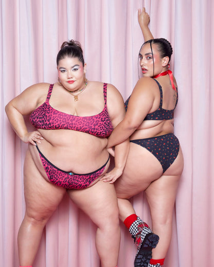 Betsey Johnson Vintage Soft Scoop Bralette | New:Cotton (Electric Leopard)