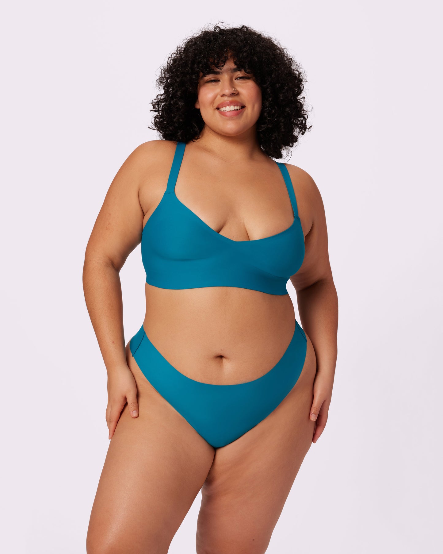 Smooth Lift Triangle Bralette | Seamless Universal (Lagoon)